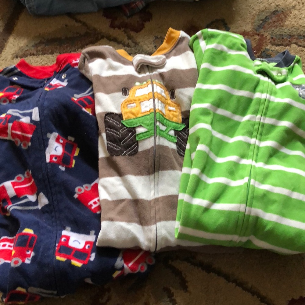 Carter fleece pajamas size 18 months